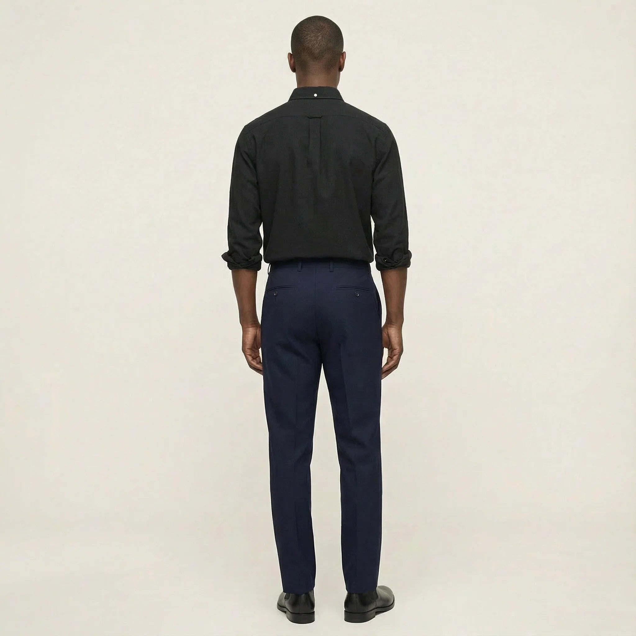 Men’s Long-Sleeve Button-Up Shirt – Collared Design, Chest Pocket