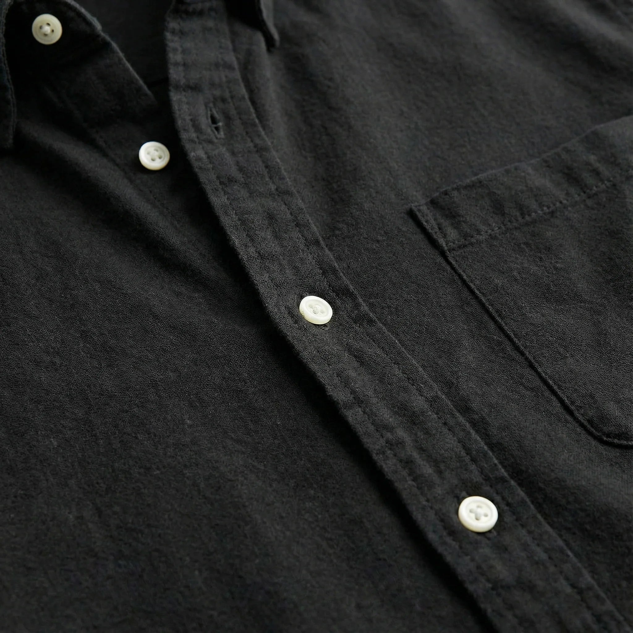 Men’s Long-Sleeve Button-Up Shirt – Collared Design, Chest Pocket