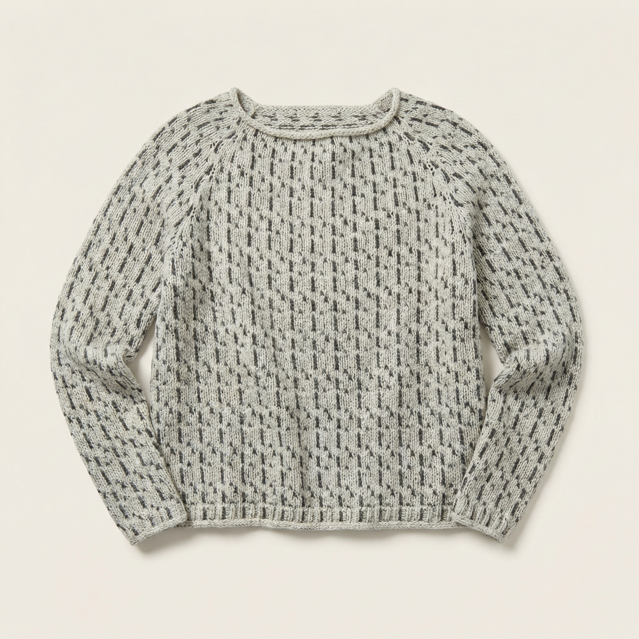 Women’s Long-Sleeve Sweater – Crew Neck