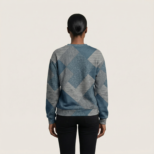 Women’s Long-Sleeve Sweater – Geometric Pattern