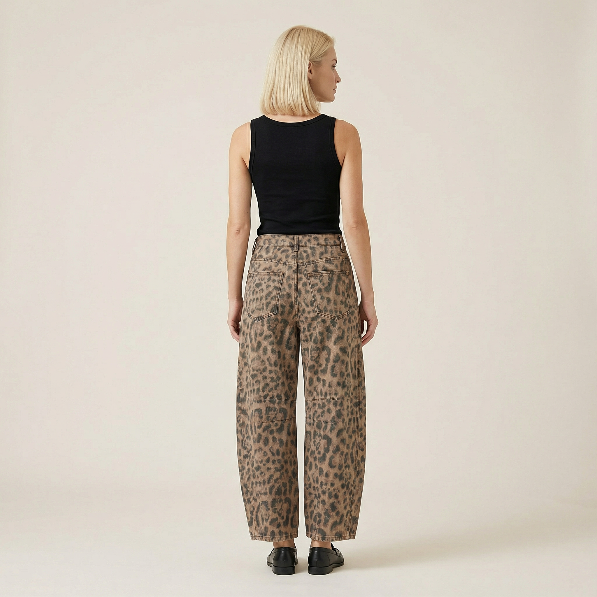 Women’s Wide-Leg Pants – High-Rise Waist, Seam Detail