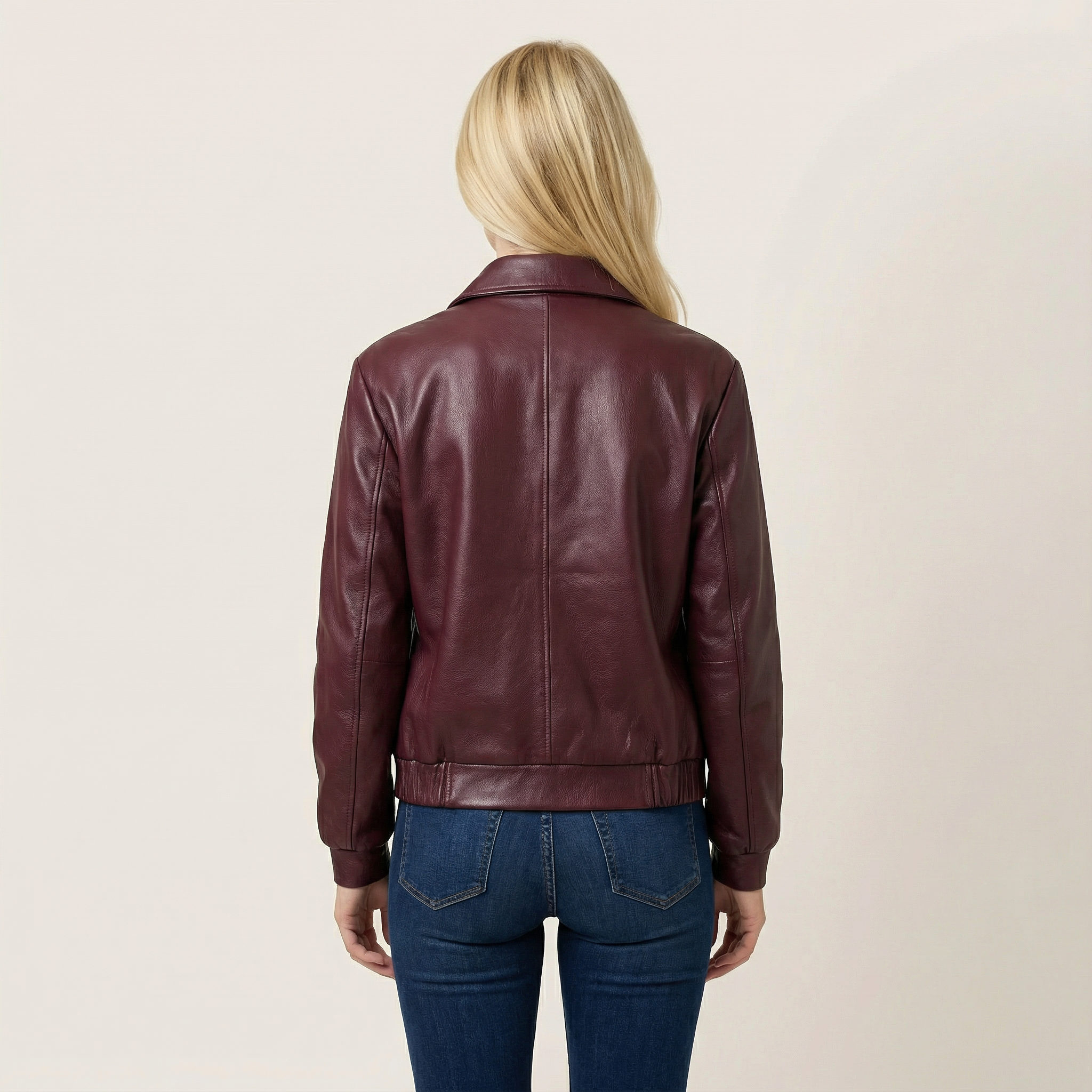 Women’s Zip-Front Jacket – Collared Design