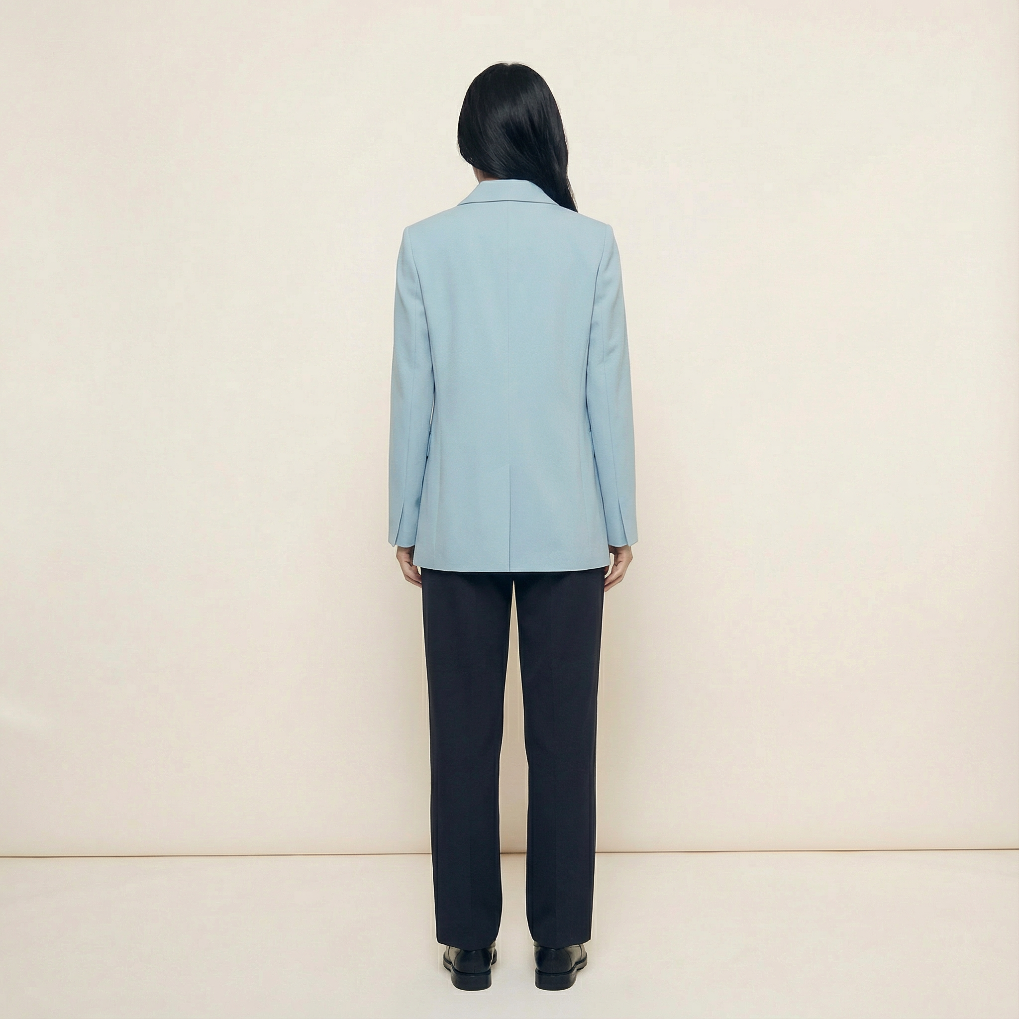 Women’s Blazer – Double-Breasted Front, Long Sleeves, Classic Lapel Design