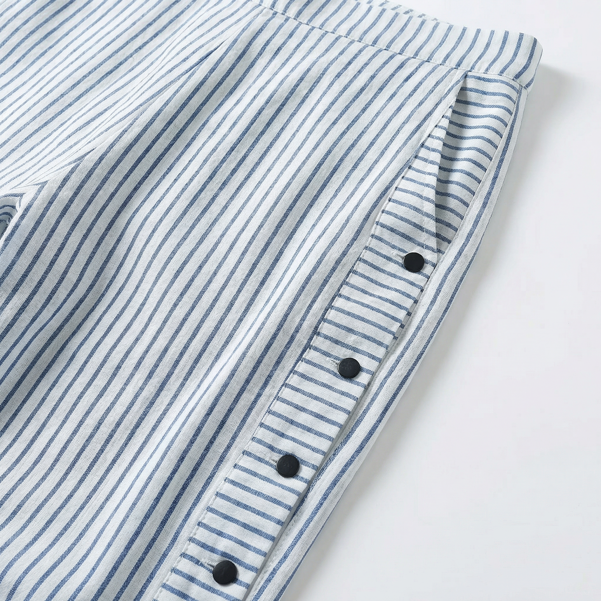 Women’s Striped Cropped Pants – Side Button Closure