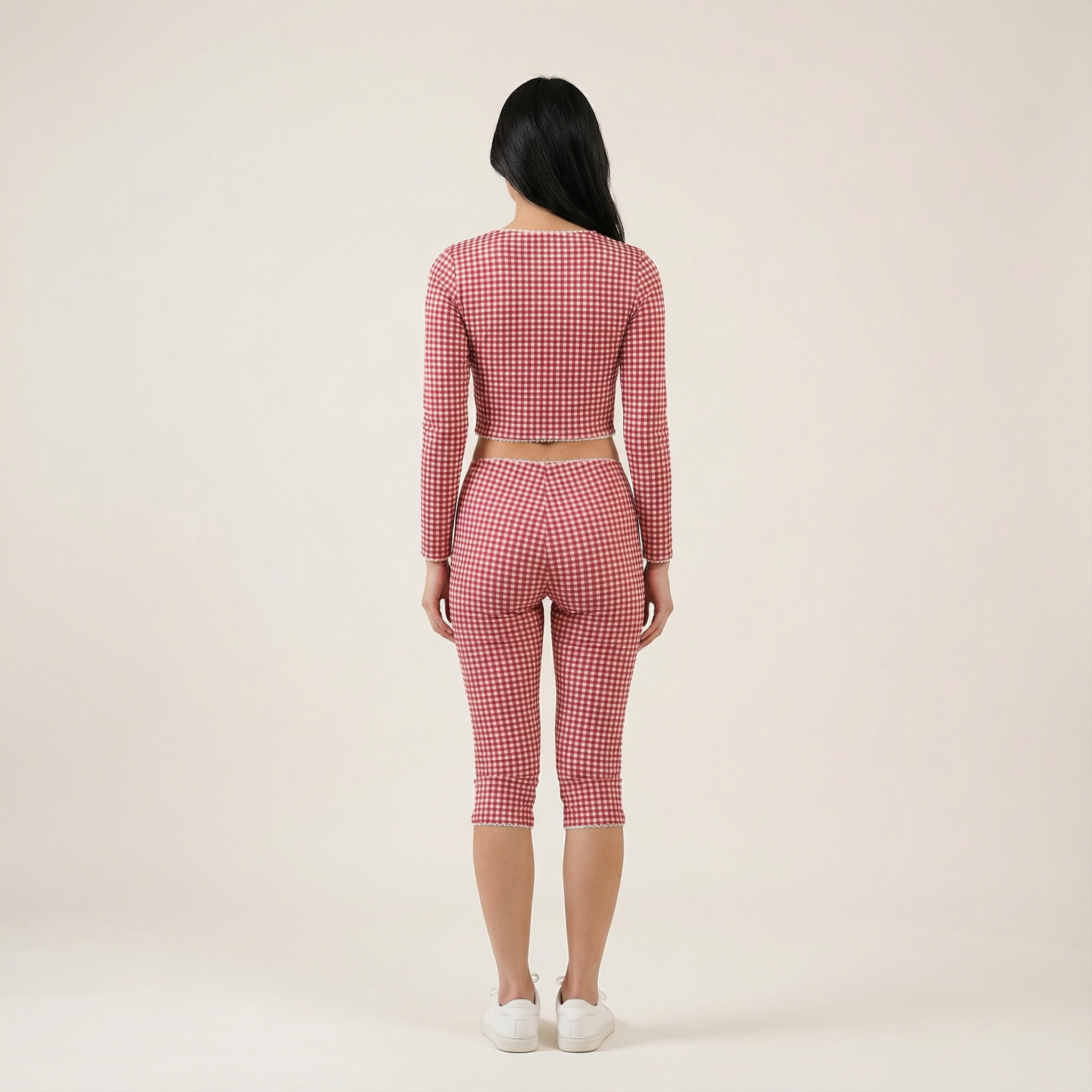 Women’s Two Piece Set – Tie Front Crop Top and Slim Fit Capri Pants